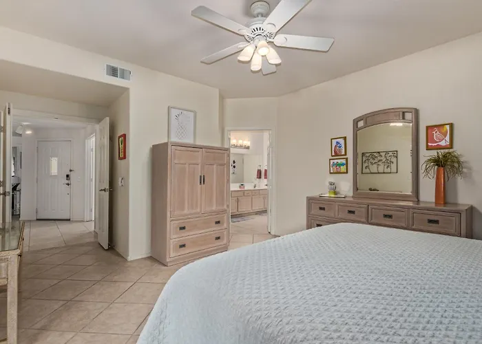 Stunning 3 Bedroom In The Heart Of Apartment